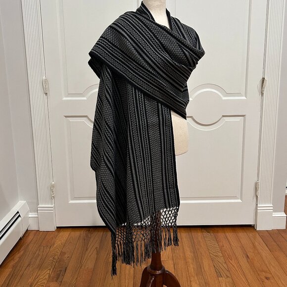 Traditional Mexican rebozo from Oaxaca Mex. Mexican shawl! - Picture 7 of 8